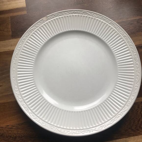 Mikasa Italian Countryside Dinner White Plates Set of 2 Y2K - Picture 1 of 6
